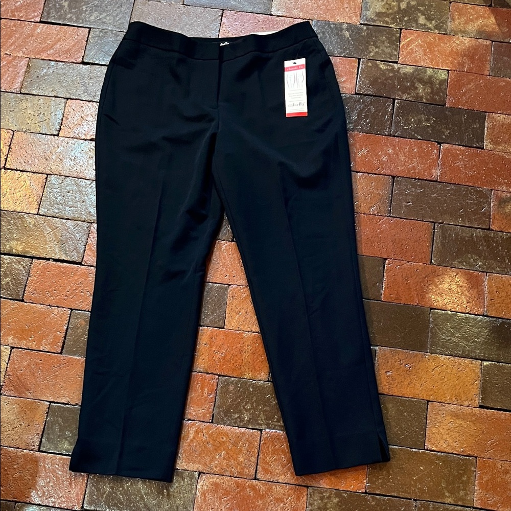 Black rafaella size 10 bottoms classic fit 28” inseam NWT